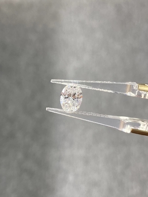 أشكال بيضاوية مختبر نمت CVD الماس الأبيض 3.4ct مع شهادة IGI