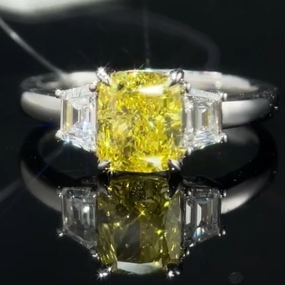 1.22ct خاتم من الماس المصنع بالمختبر مع الماس الأصفر