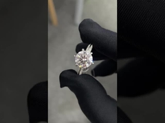 نصف البلاد 3.01ct حلقة مستديرة